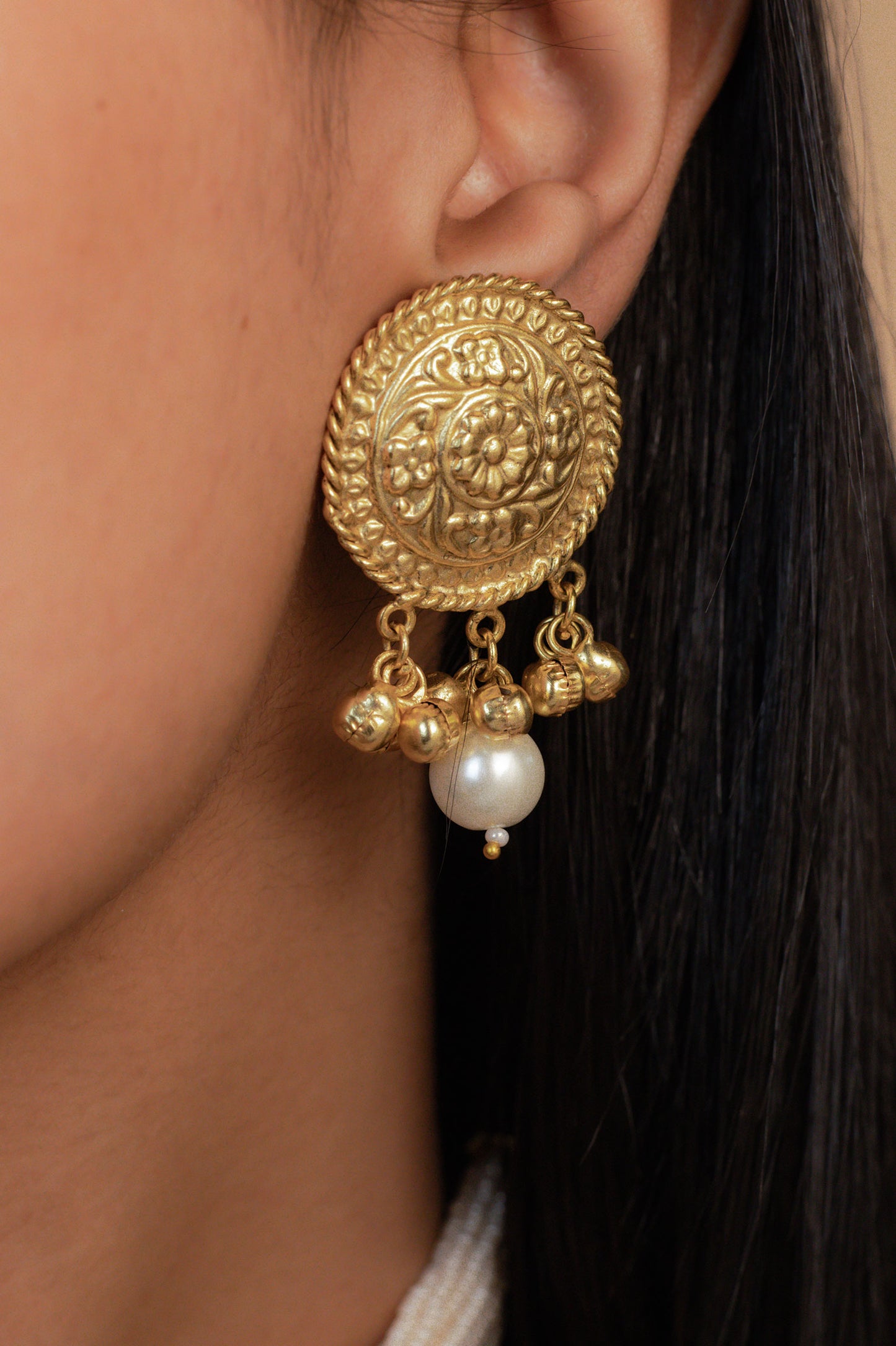 Moti & Meenakari Charm Choker
