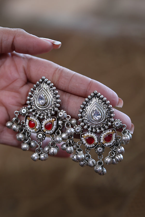 IRA JHUMKIS
