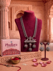 Phullara Rakhi Gift Set for Sister – Kundan Jade Silver